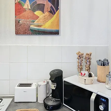 Le Charles - Studio Avec Balcon - 5 Min Du Centre Appartement Compiègne