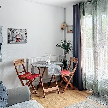 Le Charles - Studio Avec Balcon - 5 Min Du Centre * Compiègne