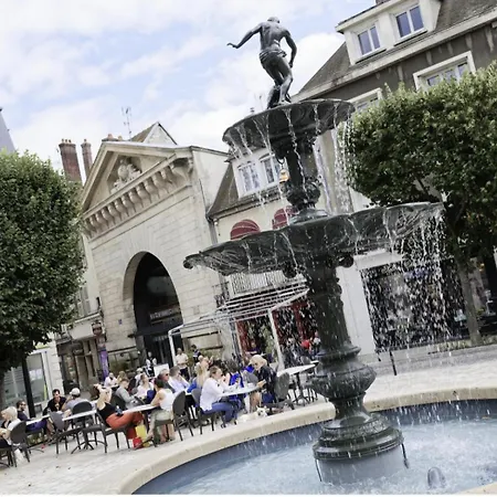Le Charles - Studio Avec Balcon - 5 Min Du Centre Appartement Compiègne