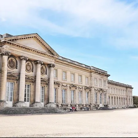 Le Charles - Studio Avec Balcon - 5 Min Du Centre Compiègne